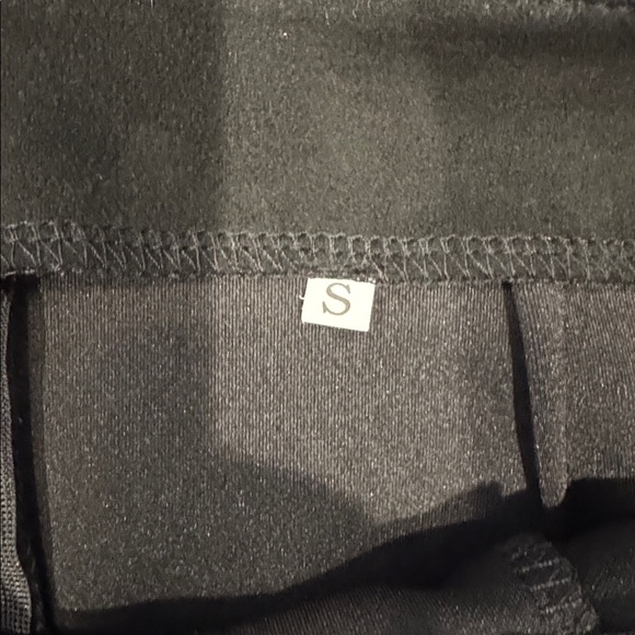 Woman's Faux Suede Black Fringe Stretch Mini Skirt. Size Small - Picture 5 of 5